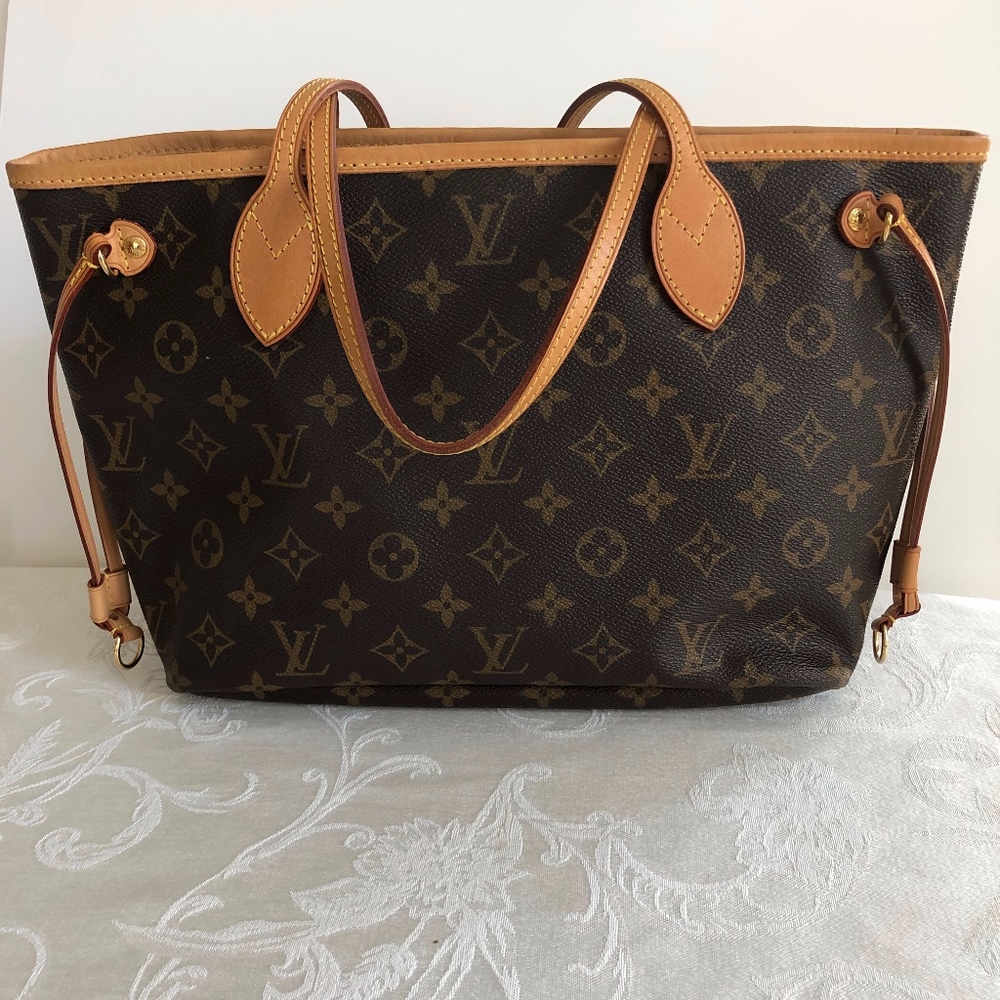 Louis Vuitton Monogram Neverfull PM